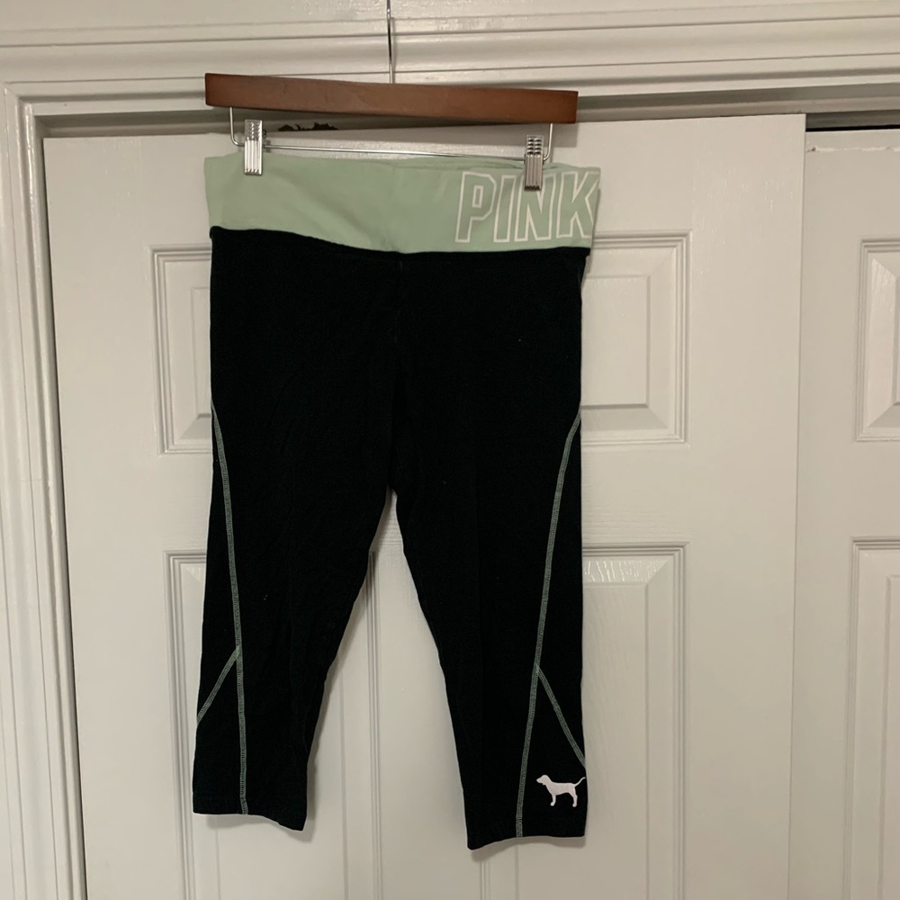 Pink cropped leggings